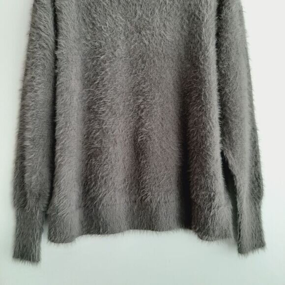 JOE FRESH Eyelash Fuzzy Knit Turtleneck Sweater Gray Sz L - Picture 3 of 13